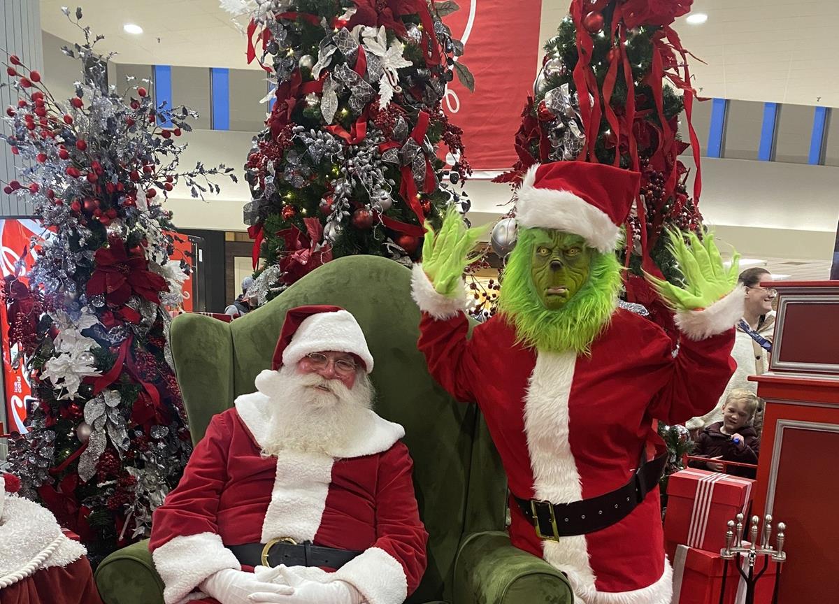 Mean One Visits Santa3