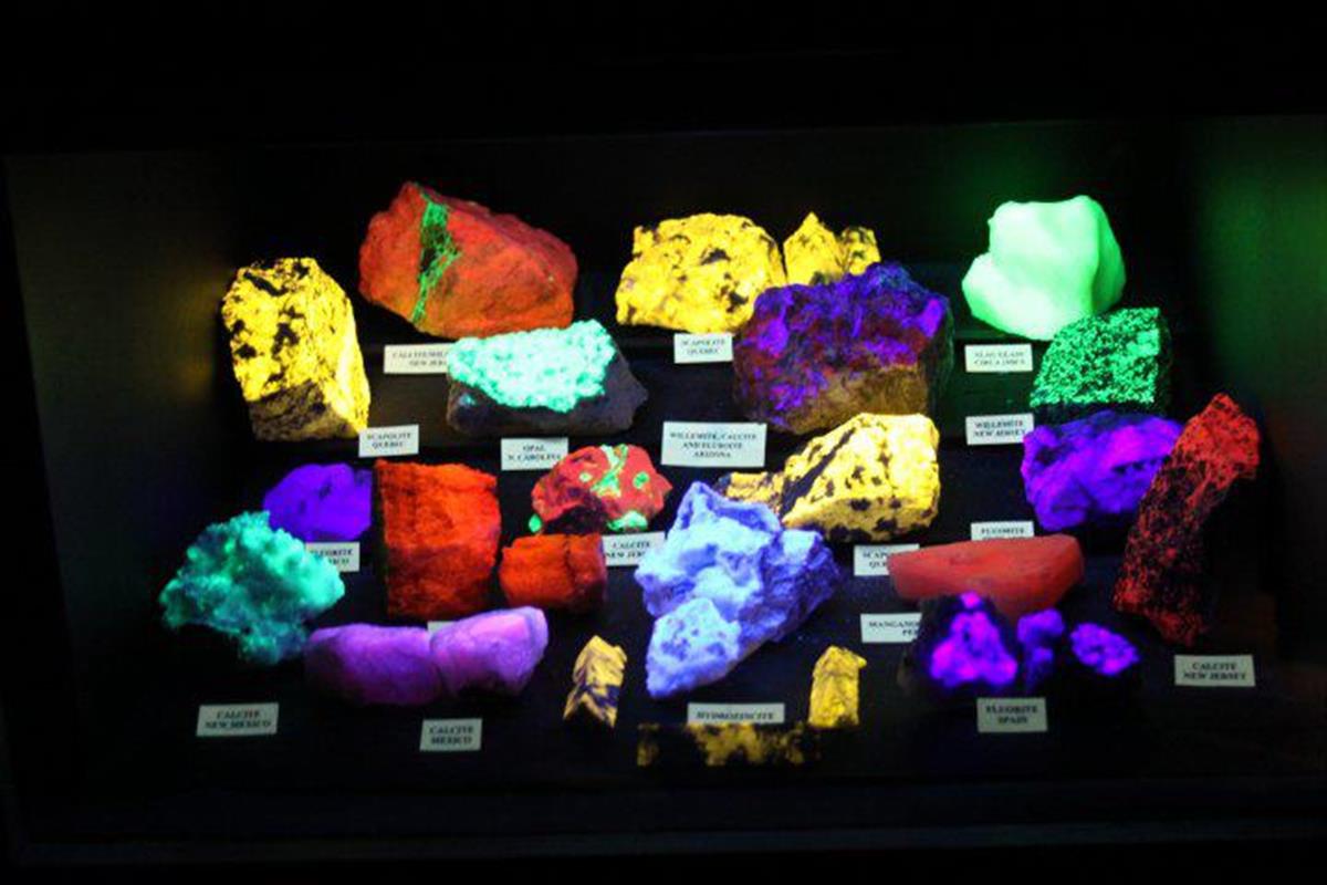 Central Dakota Rock and Mineral Show: OCT 25 & 26